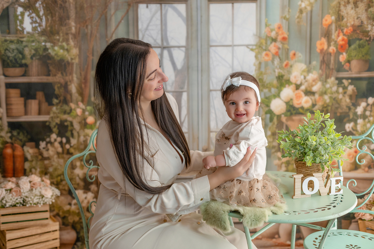 acompanhamento_mensal_fotografia_infantil_fotografia_bebe_ensaio_infantil_crescimento_bebe_primeiro_ano_estudio_fotografico_luz_estudio_maternidade_memorias_familia_criancas_felizes_espontaneidade_momentos_unicos_amor_familia