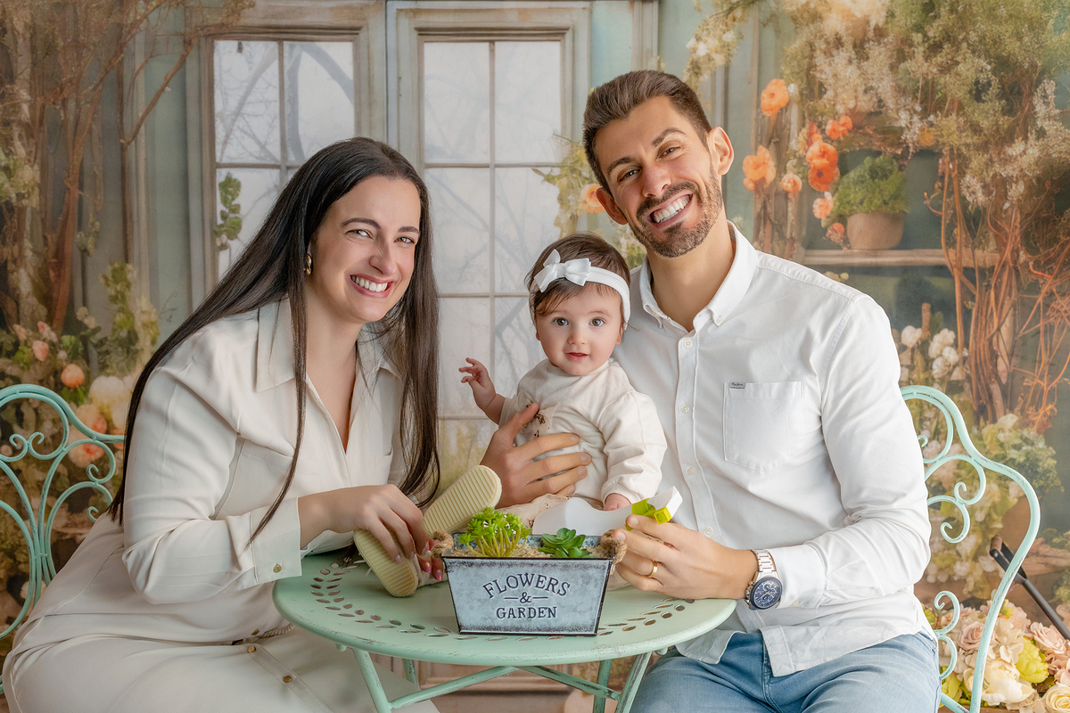 acompanhamento_mensal_fotografia_infantil_fotografia_bebe_ensaio_infantil_crescimento_bebe_primeiro_ano_estudio_fotografico_luz_estudio_maternidade_memorias_familia_criancas_felizes_espontaneidade_momentos_unicos_amor_familia
