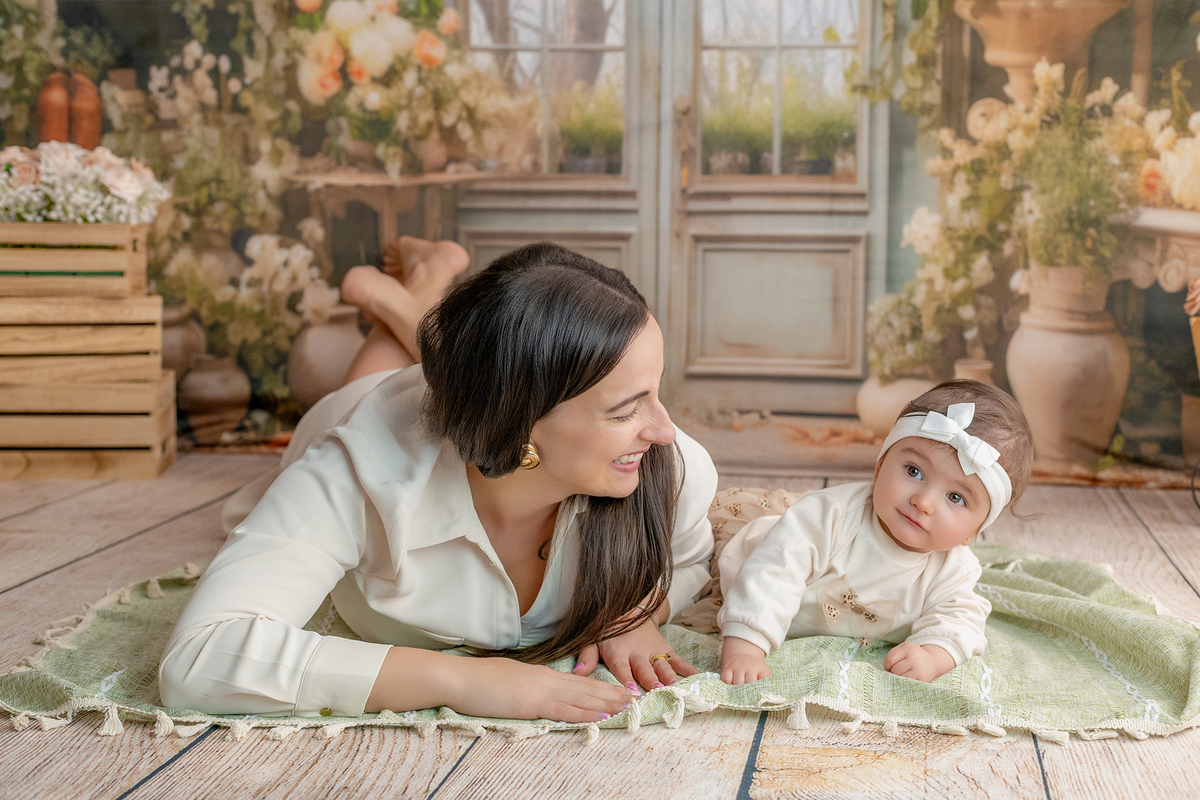 acompanhamento_mensal_fotografia_infantil_fotografia_bebe_ensaio_infantil_crescimento_bebe_primeiro_ano_estudio_fotografico_luz_estudio_maternidade_memorias_familia_criancas_felizes_espontaneidade_momentos_unicos_amor_familia