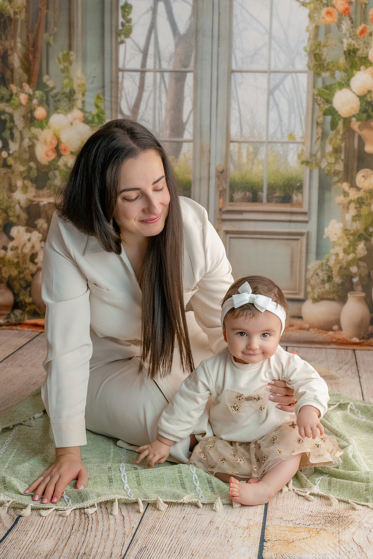 acompanhamento_mensal_fotografia_infantil_fotografia_bebe_ensaio_infantil_crescimento_bebe_primeiro_ano_estudio_fotografico_luz_estudio_maternidade_memorias_familia_criancas_felizes_espontaneidade_momentos_unicos_amor_familia
