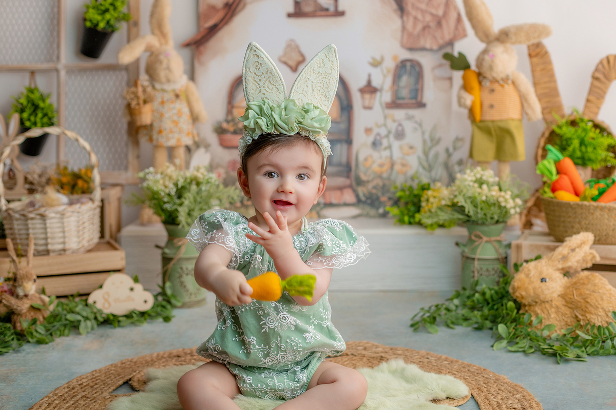 acompanhamento_mensal_fotografia_infantil_fotografia_bebe_ensaio_infantil_crescimento_bebe_primeiro_ano_estudio_fotografico_luz_estudio_maternidade_memorias_familia_criancas_felizes_espontaneidade_momentos_unicos_amor_familia