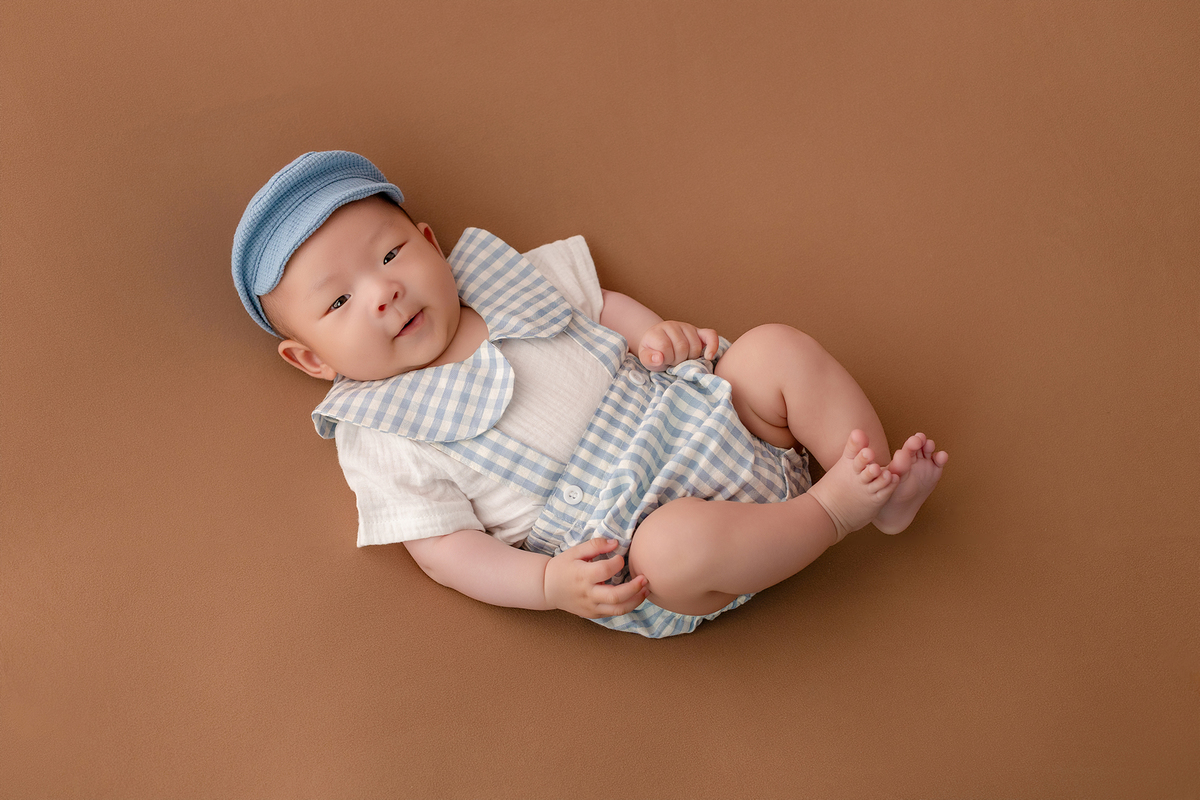 acompanhamento_mensal_fotografia_infantil_fotografia_bebe_ensaio_infantil_crescimento_bebe_primeiro_ano_estudio_fotografico_luz_estudio_maternidade_memorias_familia_criancas_felizes_espontaneidade_momentos_unicos_amor_familia