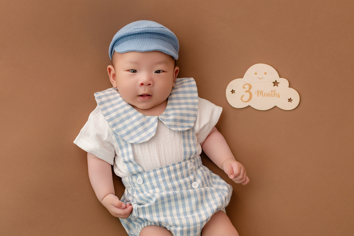 acompanhamento_mensal_fotografia_infantil_fotografia_bebe_ensaio_infantil_crescimento_bebe_primeiro_ano_estudio_fotografico_luz_estudio_maternidade_memorias_familia_criancas_felizes_espontaneidade_momentos_unicos_amor_familia