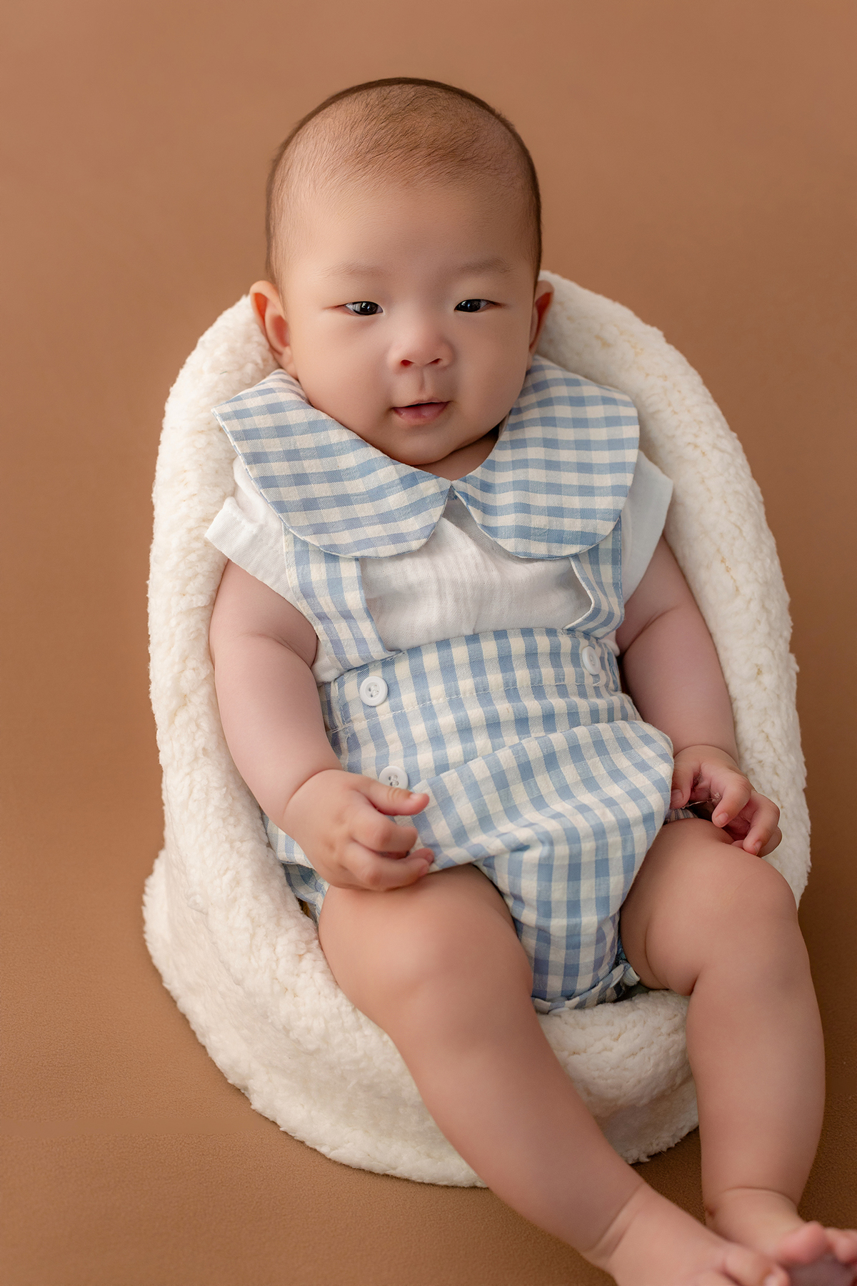 acompanhamento_mensal_fotografia_infantil_fotografia_bebe_ensaio_infantil_crescimento_bebe_primeiro_ano_estudio_fotografico_luz_estudio_maternidade_memorias_familia_criancas_felizes_espontaneidade_momentos_unicos_amor_familia