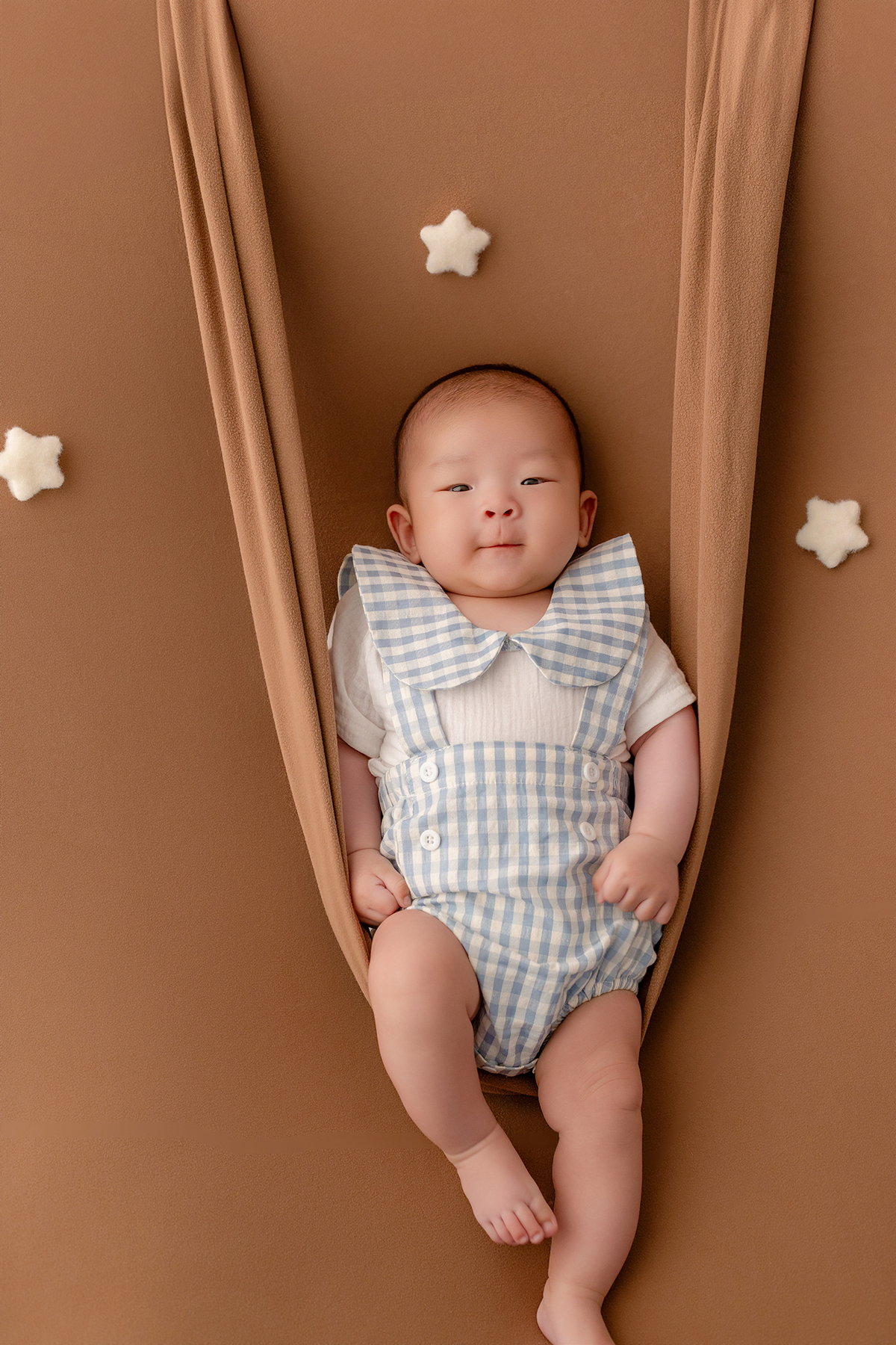 acompanhamento_mensal_fotografia_infantil_fotografia_bebe_ensaio_infantil_crescimento_bebe_primeiro_ano_estudio_fotografico_luz_estudio_maternidade_memorias_familia_criancas_felizes_espontaneidade_momentos_unicos_amor_familia