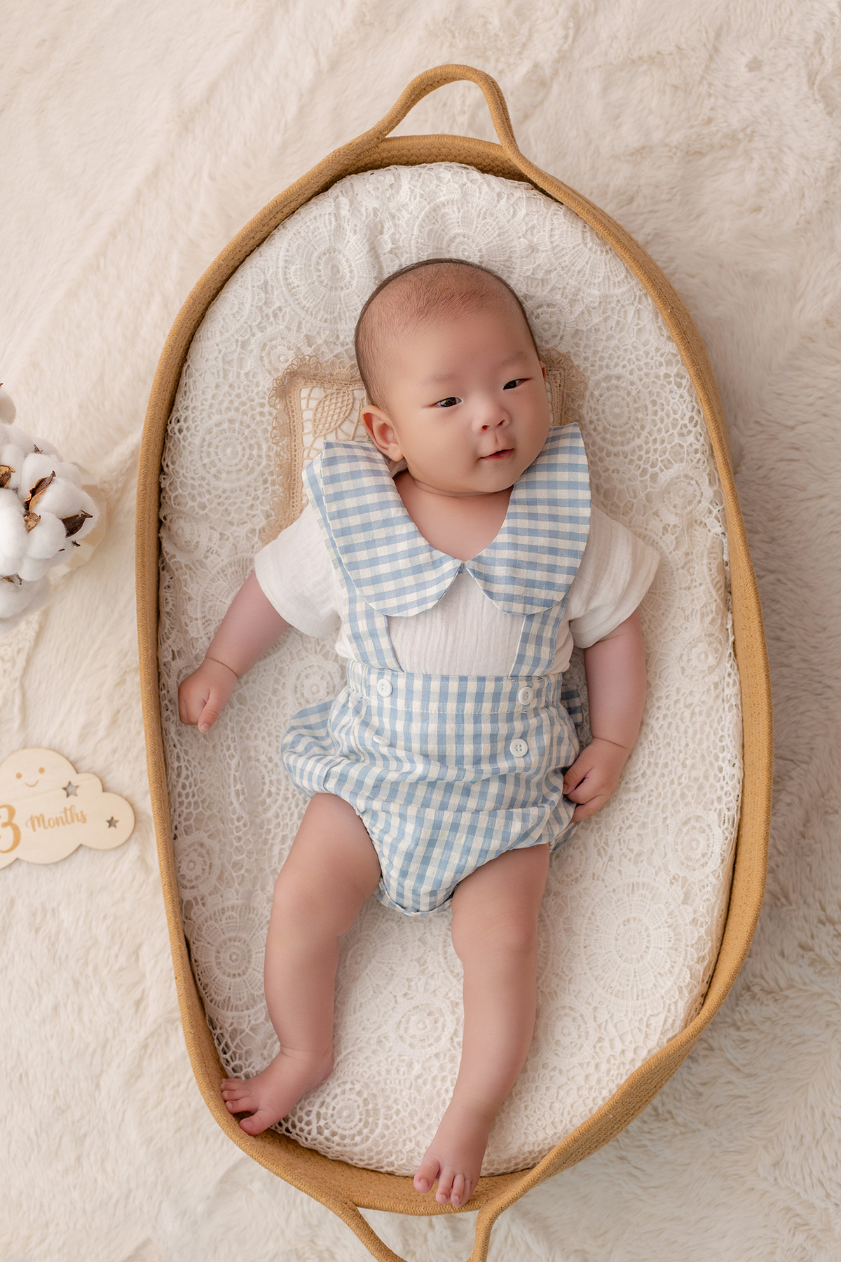 acompanhamento_mensal_fotografia_infantil_fotografia_bebe_ensaio_infantil_crescimento_bebe_primeiro_ano_estudio_fotografico_luz_estudio_maternidade_memorias_familia_criancas_felizes_espontaneidade_momentos_unicos_amor_familia