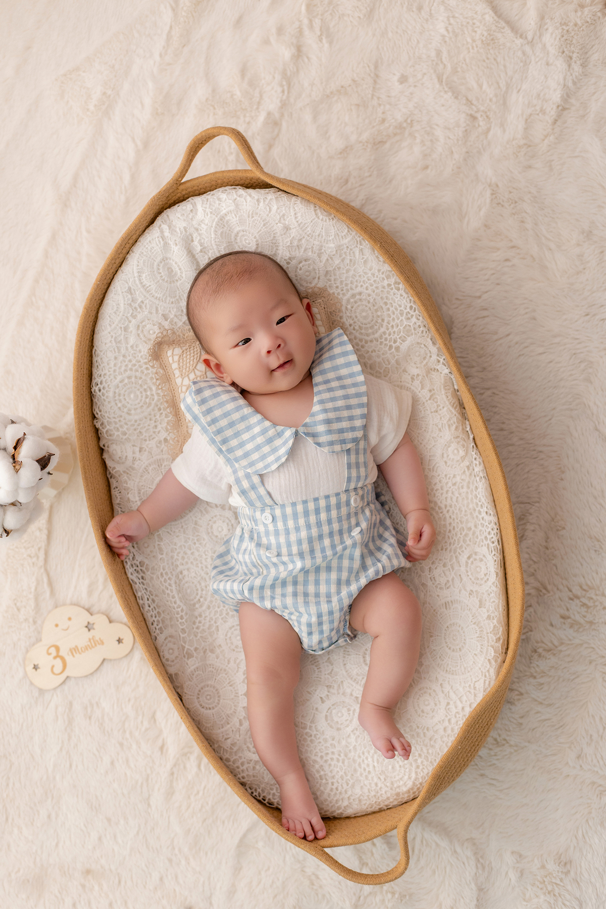 acompanhamento_mensal_fotografia_infantil_fotografia_bebe_ensaio_infantil_crescimento_bebe_primeiro_ano_estudio_fotografico_luz_estudio_maternidade_memorias_familia_criancas_felizes_espontaneidade_momentos_unicos_amor_familia