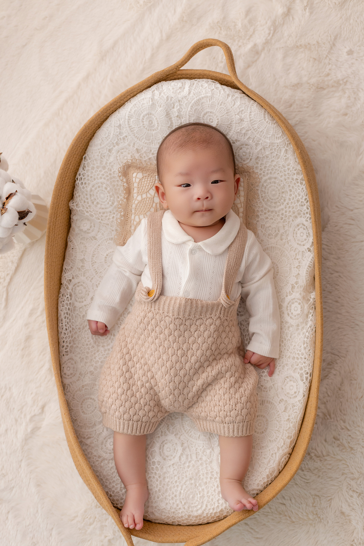 acompanhamento_mensal_fotografia_infantil_fotografia_bebe_ensaio_infantil_crescimento_bebe_primeiro_ano_estudio_fotografico_luz_estudio_maternidade_memorias_familia_criancas_felizes_espontaneidade_momentos_unicos_amor_familia