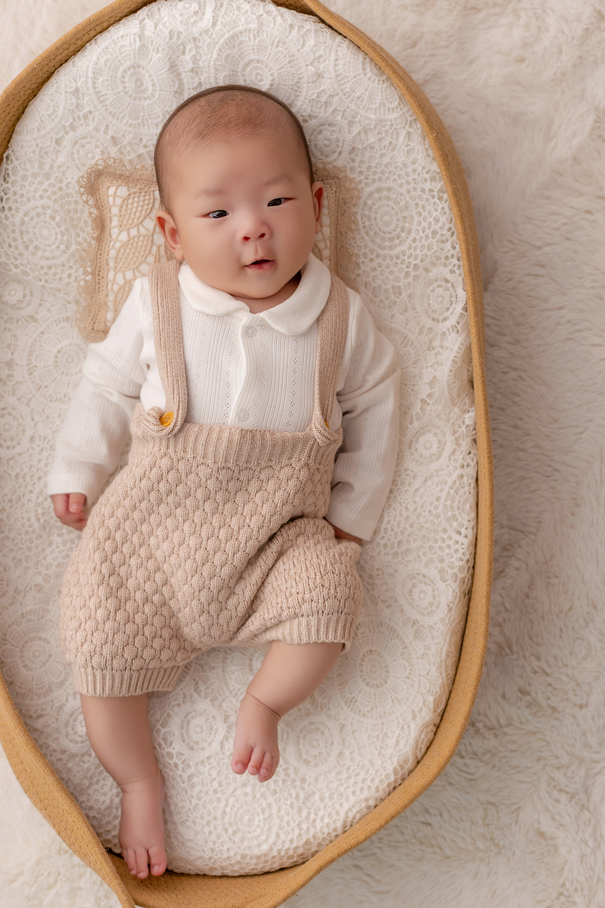 acompanhamento_mensal_fotografia_infantil_fotografia_bebe_ensaio_infantil_crescimento_bebe_primeiro_ano_estudio_fotografico_luz_estudio_maternidade_memorias_familia_criancas_felizes_espontaneidade_momentos_unicos_amor_familia