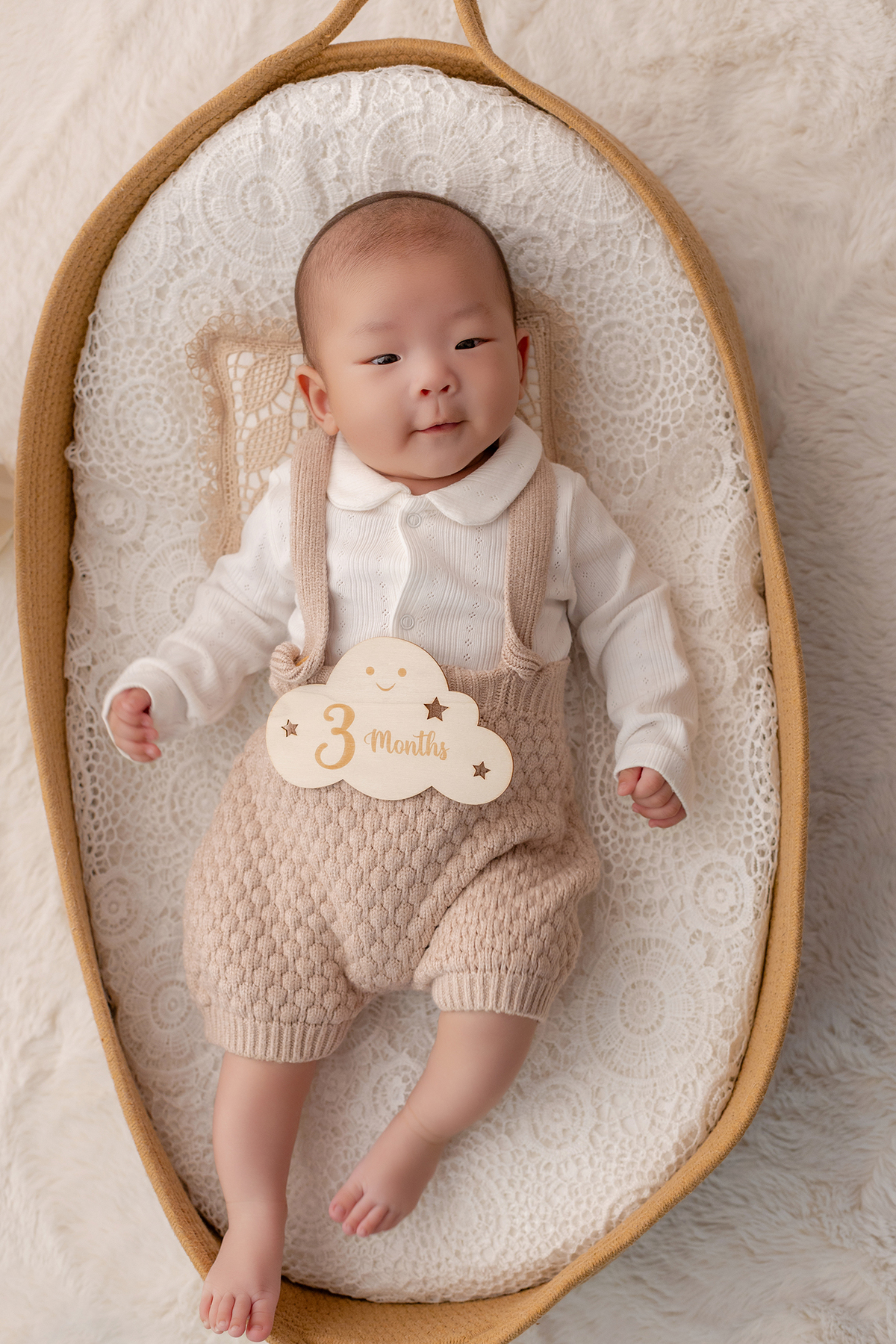 acompanhamento_mensal_fotografia_infantil_fotografia_bebe_ensaio_infantil_crescimento_bebe_primeiro_ano_estudio_fotografico_luz_estudio_maternidade_memorias_familia_criancas_felizes_espontaneidade_momentos_unicos_amor_familia