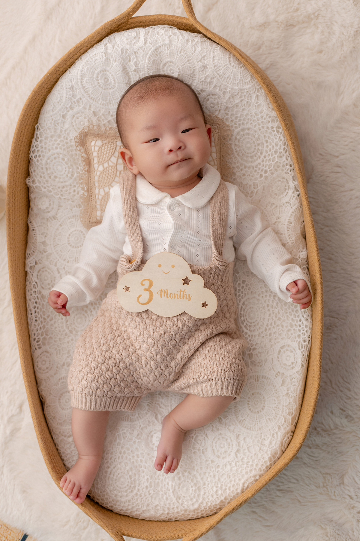 acompanhamento_mensal_fotografia_infantil_fotografia_bebe_ensaio_infantil_crescimento_bebe_primeiro_ano_estudio_fotografico_luz_estudio_maternidade_memorias_familia_criancas_felizes_espontaneidade_momentos_unicos_amor_familia