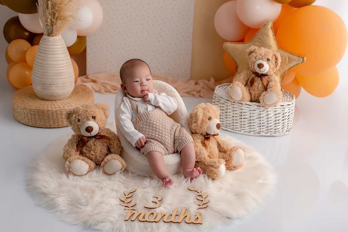 acompanhamento_mensal_fotografia_infantil_fotografia_bebe_ensaio_infantil_crescimento_bebe_primeiro_ano_estudio_fotografico_luz_estudio_maternidade_memorias_familia_criancas_felizes_espontaneidade_momentos_unicos_amor_familia