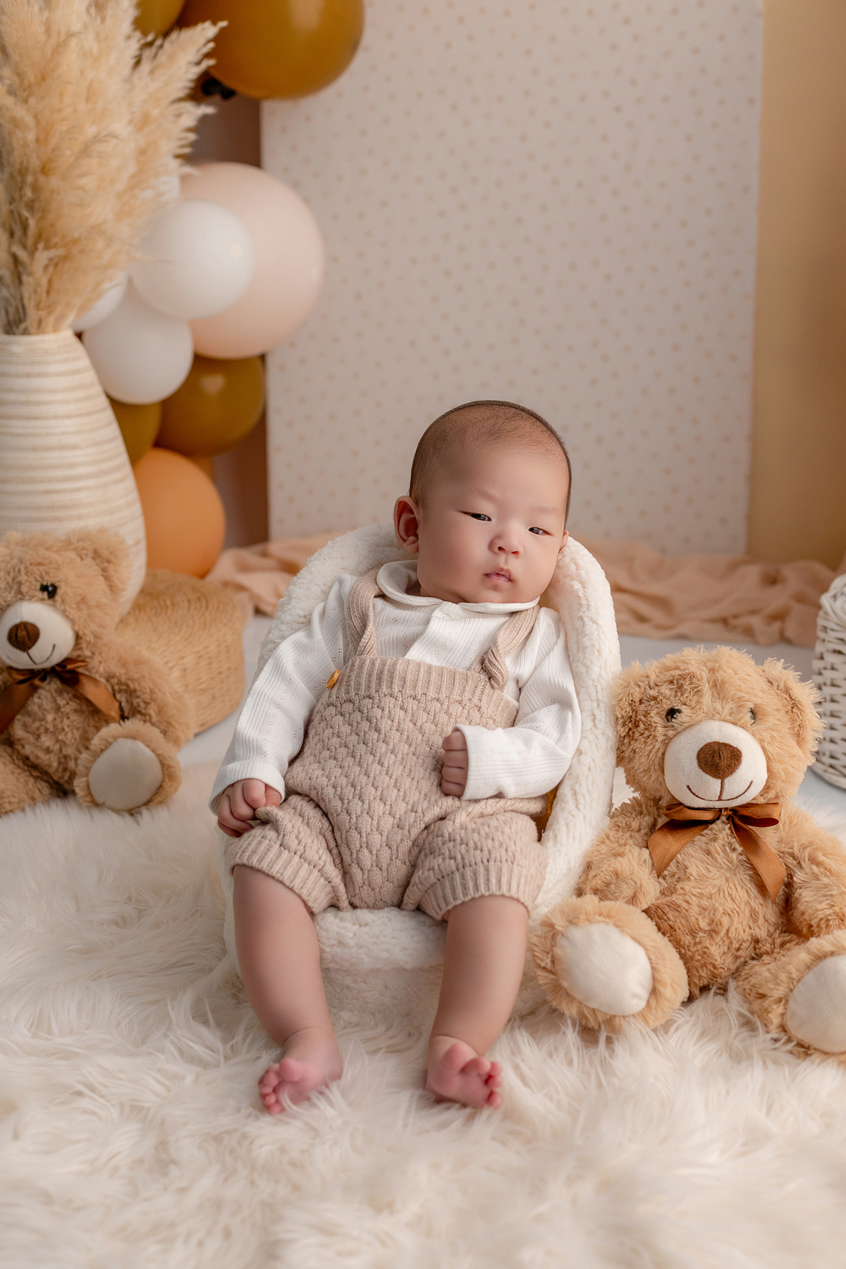 acompanhamento_mensal_fotografia_infantil_fotografia_bebe_ensaio_infantil_crescimento_bebe_primeiro_ano_estudio_fotografico_luz_estudio_maternidade_memorias_familia_criancas_felizes_espontaneidade_momentos_unicos_amor_familia
