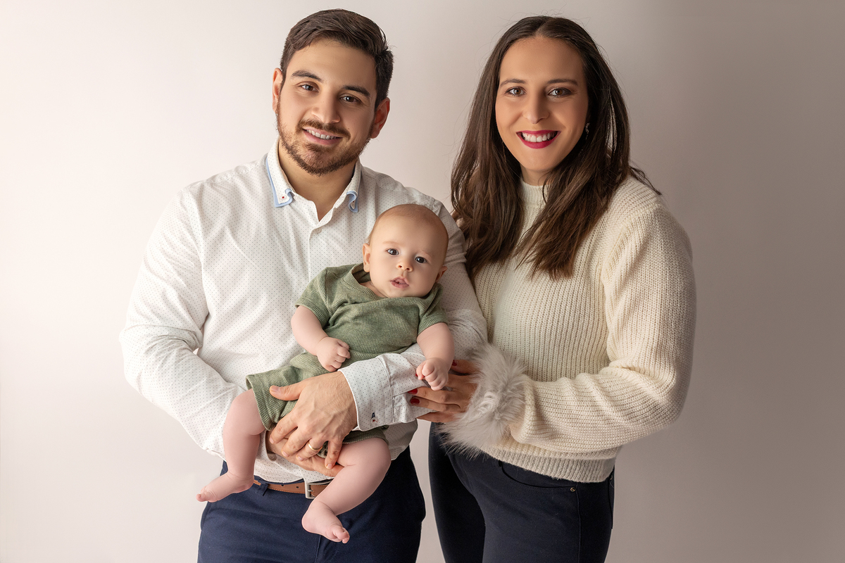 acompanhamento_mensal_fotografia_infantil_fotografia_bebe_ensaio_infantil_crescimento_bebe_primeiro_ano_estudio_fotografico_luz_estudio_maternidade_memorias_familia_criancas_felizes_espontaneidade_momentos_unicos_amor_familia