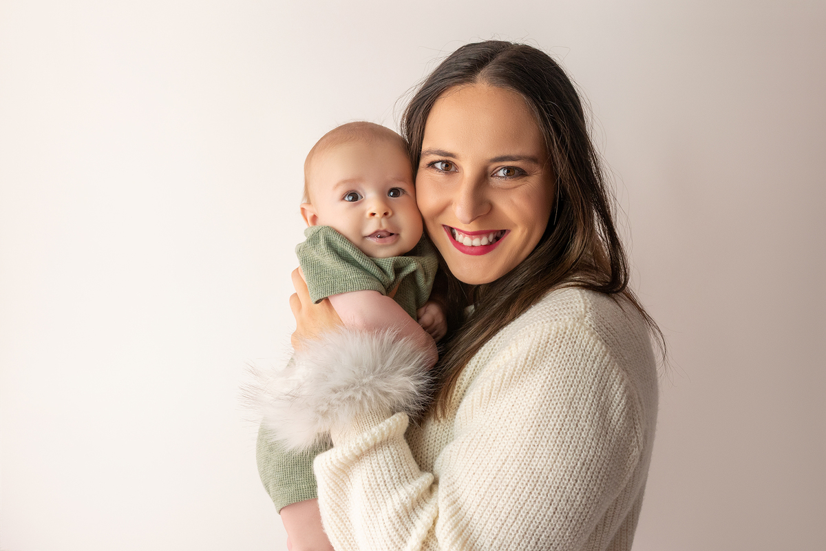 acompanhamento_mensal_fotografia_infantil_fotografia_bebe_ensaio_infantil_crescimento_bebe_primeiro_ano_estudio_fotografico_luz_estudio_maternidade_memorias_familia_criancas_felizes_espontaneidade_momentos_unicos_amor_familia