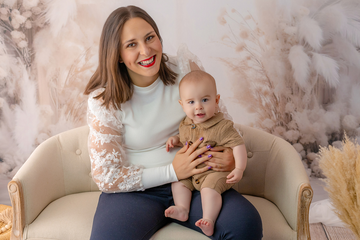acompanhamento_mensal_fotografia_infantil_fotografia_bebe_ensaio_infantil_crescimento_bebe_primeiro_ano_estudio_fotografico_luz_estudio_maternidade_memorias_familia_criancas_felizes_espontaneidade_momentos_unicos_amor_familia