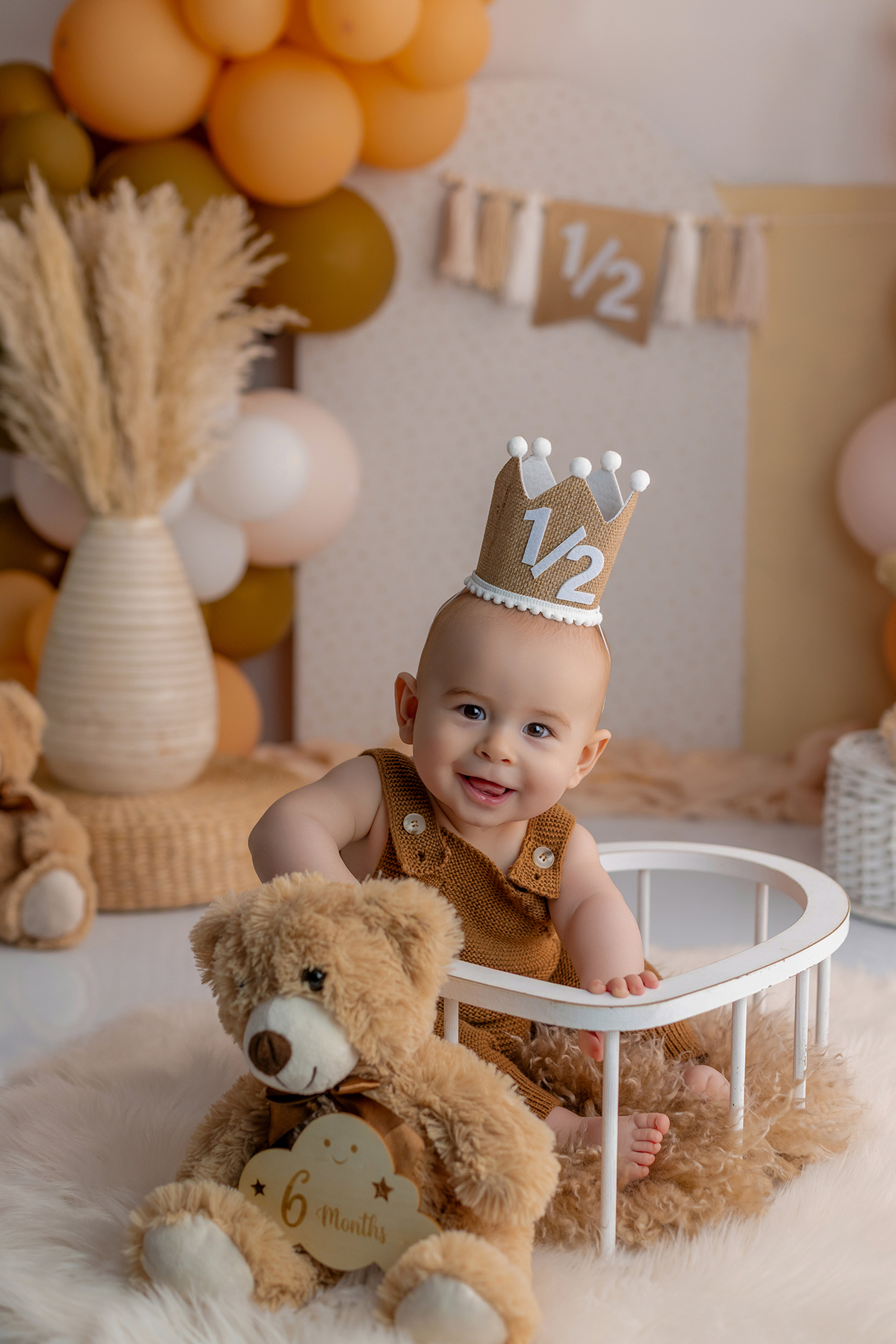acompanhamento_mensal_fotografia_infantil_fotografia_bebe_ensaio_infantil_crescimento_bebe_primeiro_ano_estudio_fotografico_luz_estudio_maternidade_memorias_familia_criancas_felizes_espontaneidade_momentos_unicos_amor_familia