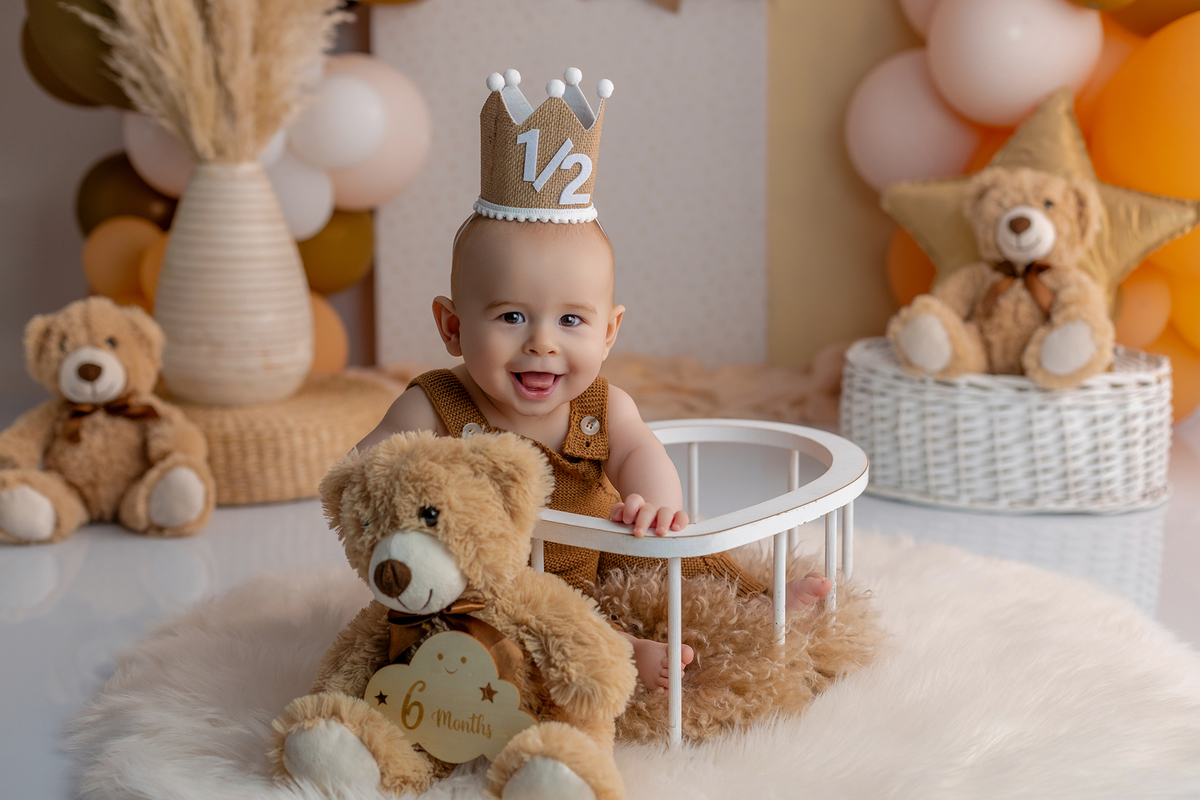 acompanhamento_mensal_fotografia_infantil_fotografia_bebe_ensaio_infantil_crescimento_bebe_primeiro_ano_estudio_fotografico_luz_estudio_maternidade_memorias_familia_criancas_felizes_espontaneidade_momentos_unicos_amor_familia