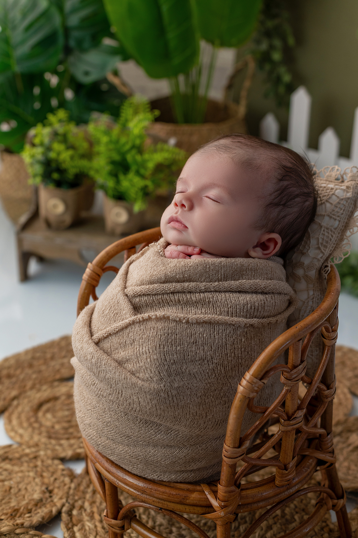 acompanhamento_mensal_fotografia_infantil_fotografia_bebe_ensaio_infantil_crescimento_bebe_primeiro_ano_estudio_fotografico_luz_estudio_maternidade_memorias_familia_criancas_felizes_espontaneidade_momentos_unicos_amor_familia