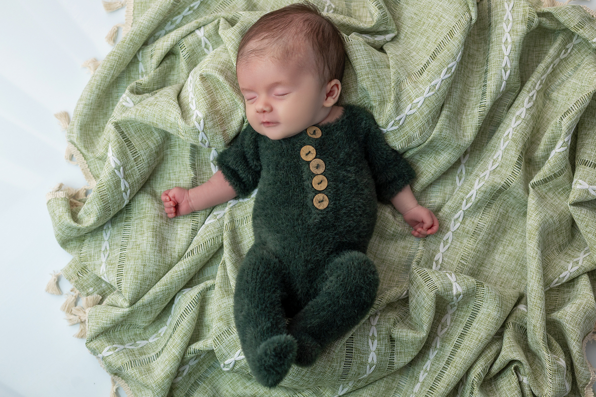 acompanhamento_mensal_fotografia_infantil_fotografia_bebe_ensaio_infantil_crescimento_bebe_primeiro_ano_estudio_fotografico_luz_estudio_maternidade_memorias_familia_criancas_felizes_espontaneidade_momentos_unicos_amor_familia