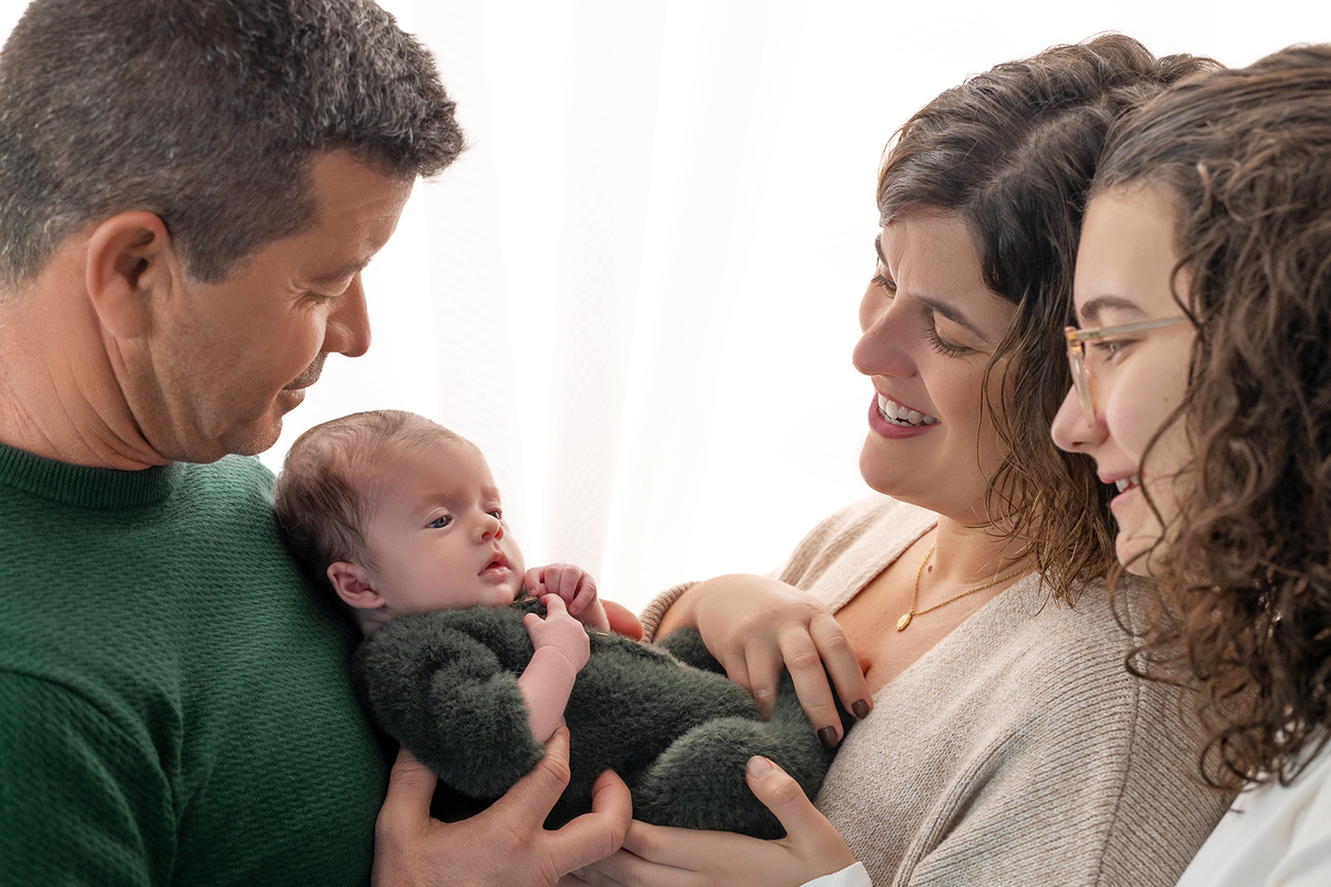 acompanhamento_mensal_fotografia_infantil_fotografia_bebe_ensaio_infantil_crescimento_bebe_primeiro_ano_estudio_fotografico_luz_estudio_maternidade_memorias_familia_criancas_felizes_espontaneidade_momentos_unicos_amor_familia