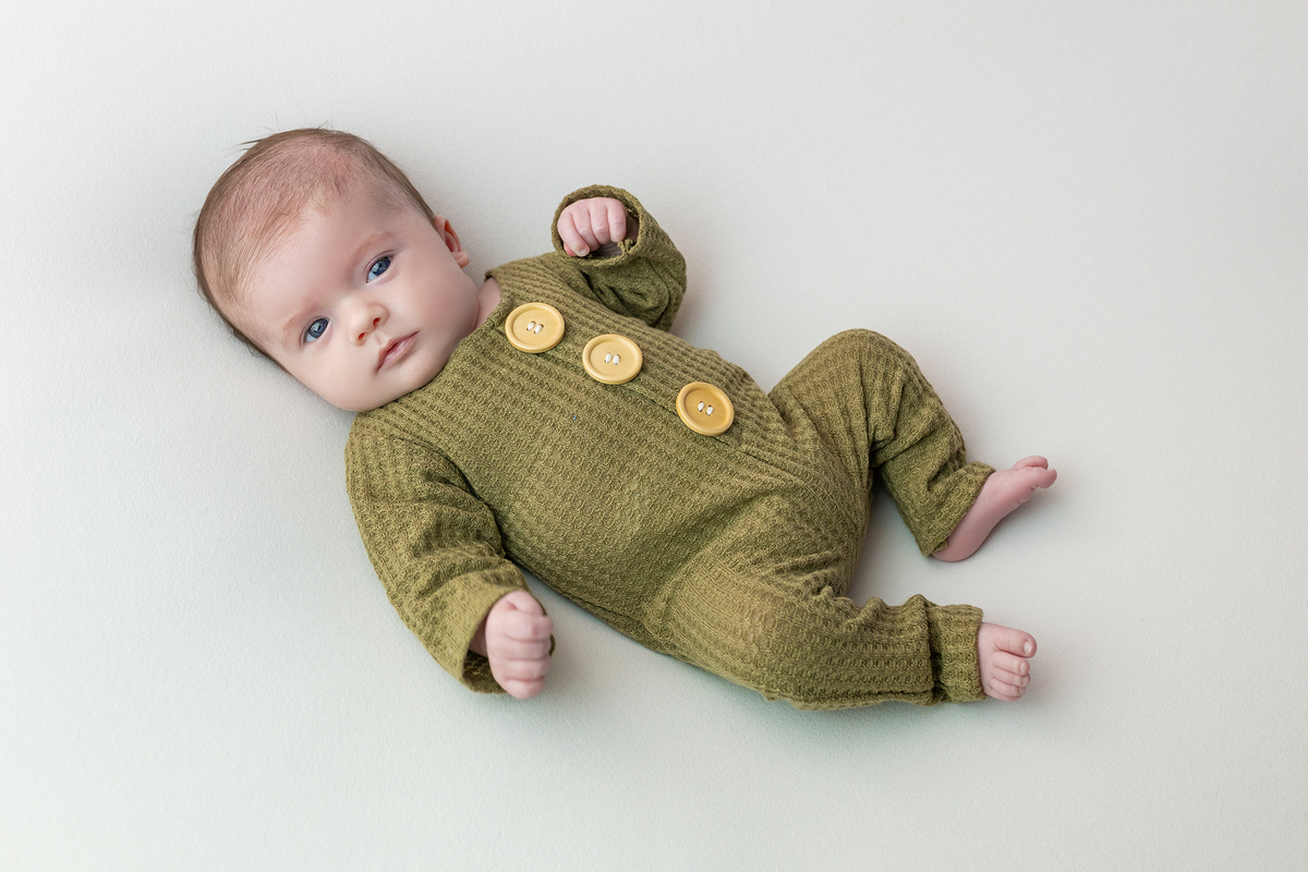 acompanhamento_mensal_fotografia_infantil_fotografia_bebe_ensaio_infantil_crescimento_bebe_primeiro_ano_estudio_fotografico_luz_estudio_maternidade_memorias_familia_criancas_felizes_espontaneidade_momentos_unicos_amor_familia
