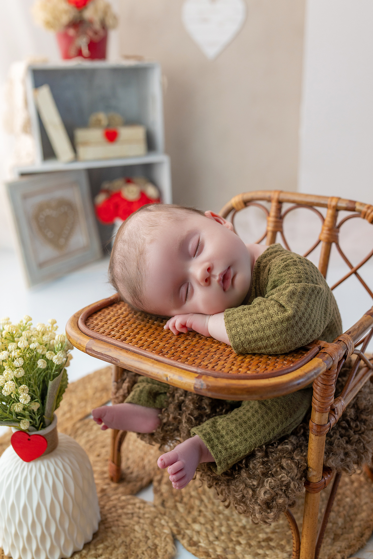 acompanhamento_mensal_fotografia_infantil_fotografia_bebe_ensaio_infantil_crescimento_bebe_primeiro_ano_estudio_fotografico_luz_estudio_maternidade_memorias_familia_criancas_felizes_espontaneidade_momentos_unicos_amor_familia