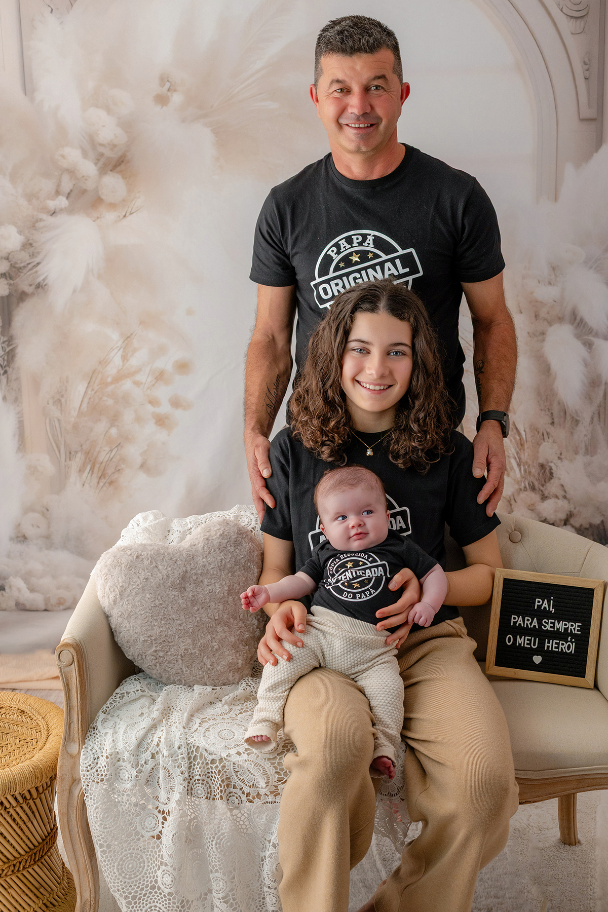acompanhamento_mensal_fotografia_infantil_fotografia_bebe_ensaio_infantil_crescimento_bebe_primeiro_ano_estudio_fotografico_luz_estudio_maternidade_memorias_familia_criancas_felizes_espontaneidade_momentos_unicos_amor_familia