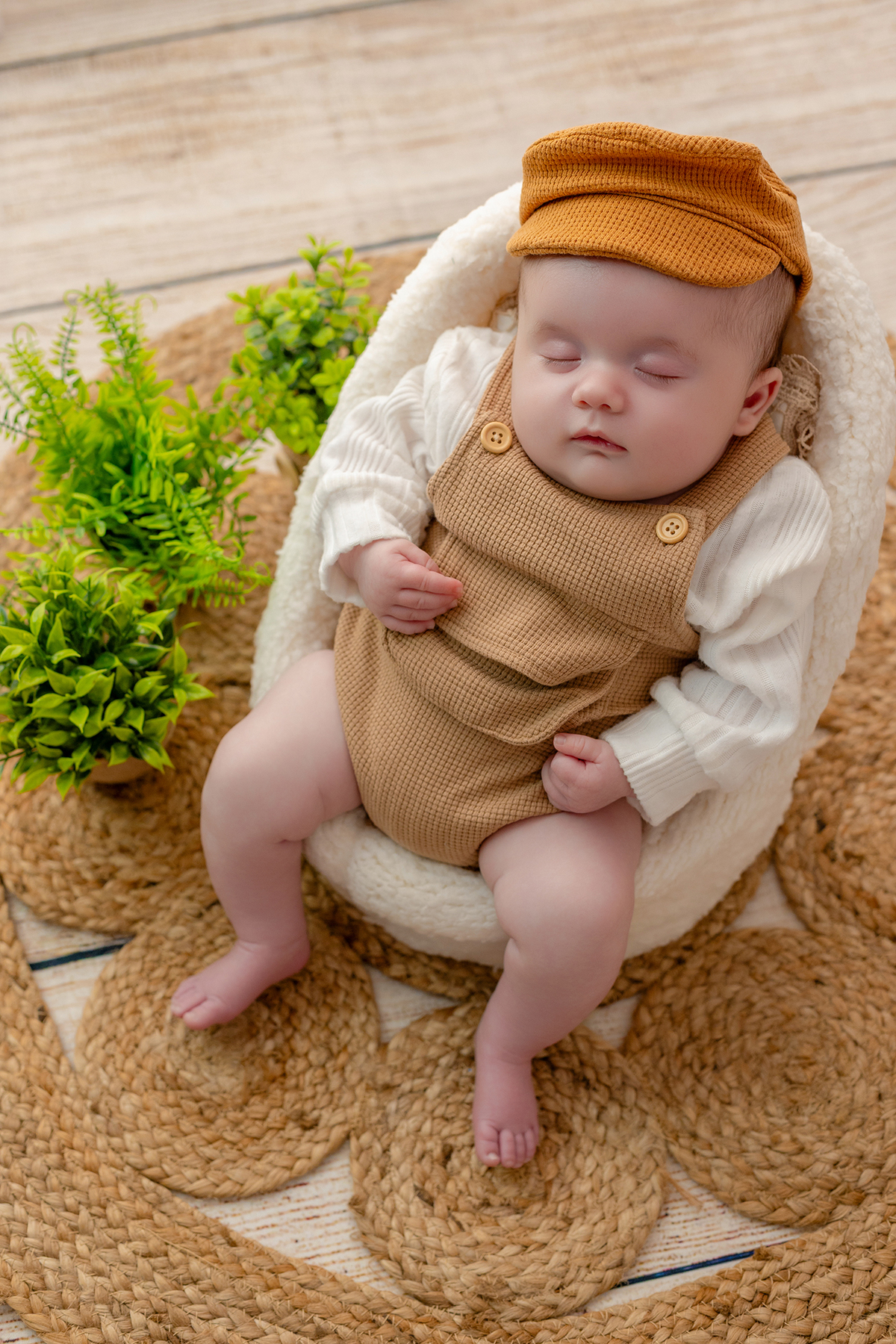 acompanhamento_mensal_fotografia_infantil_fotografia_bebe_ensaio_infantil_crescimento_bebe_primeiro_ano_estudio_fotografico_luz_estudio_maternidade_memorias_familia_criancas_felizes_espontaneidade_momentos_unicos_amor_familia