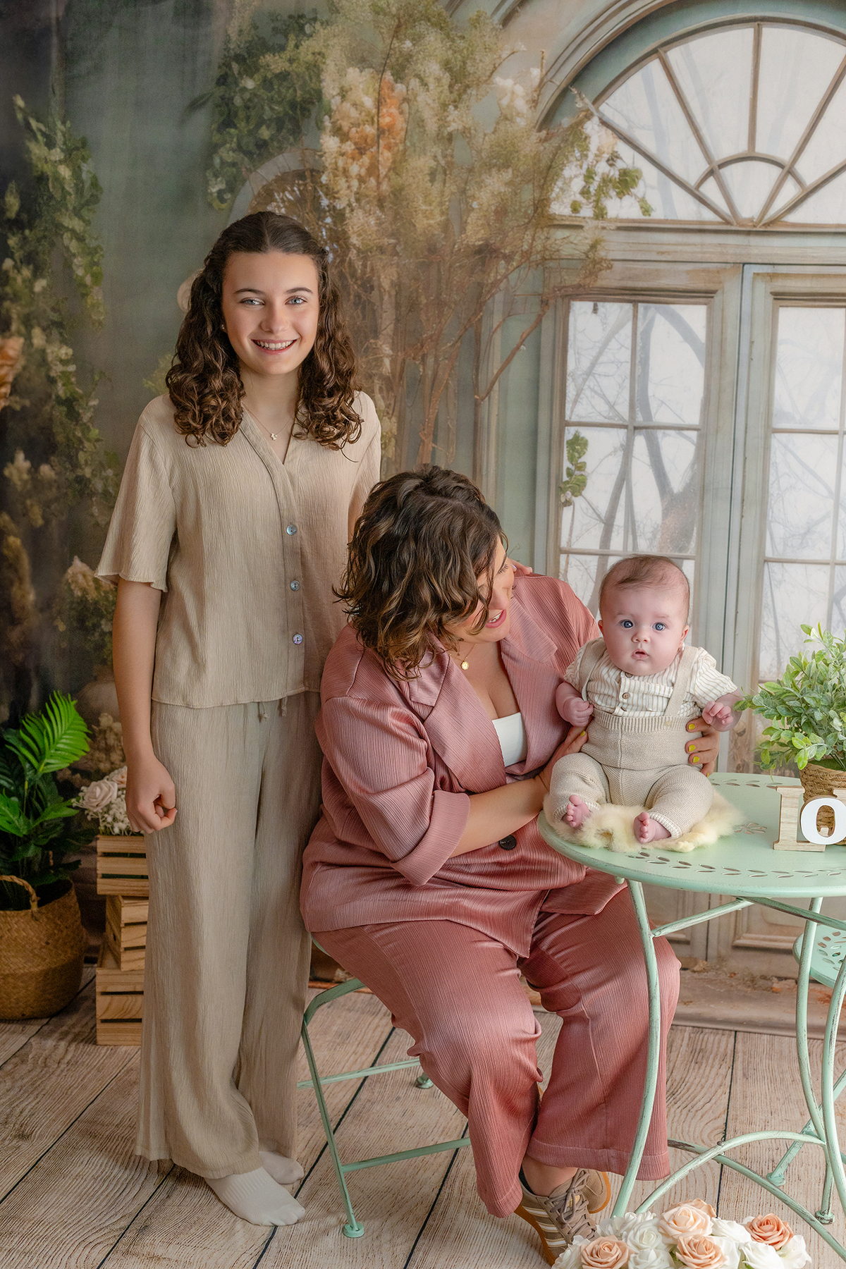 acompanhamento_mensal_fotografia_infantil_fotografia_bebe_ensaio_infantil_crescimento_bebe_primeiro_ano_estudio_fotografico_luz_estudio_maternidade_memorias_familia_criancas_felizes_espontaneidade_momentos_unicos_amor_familia