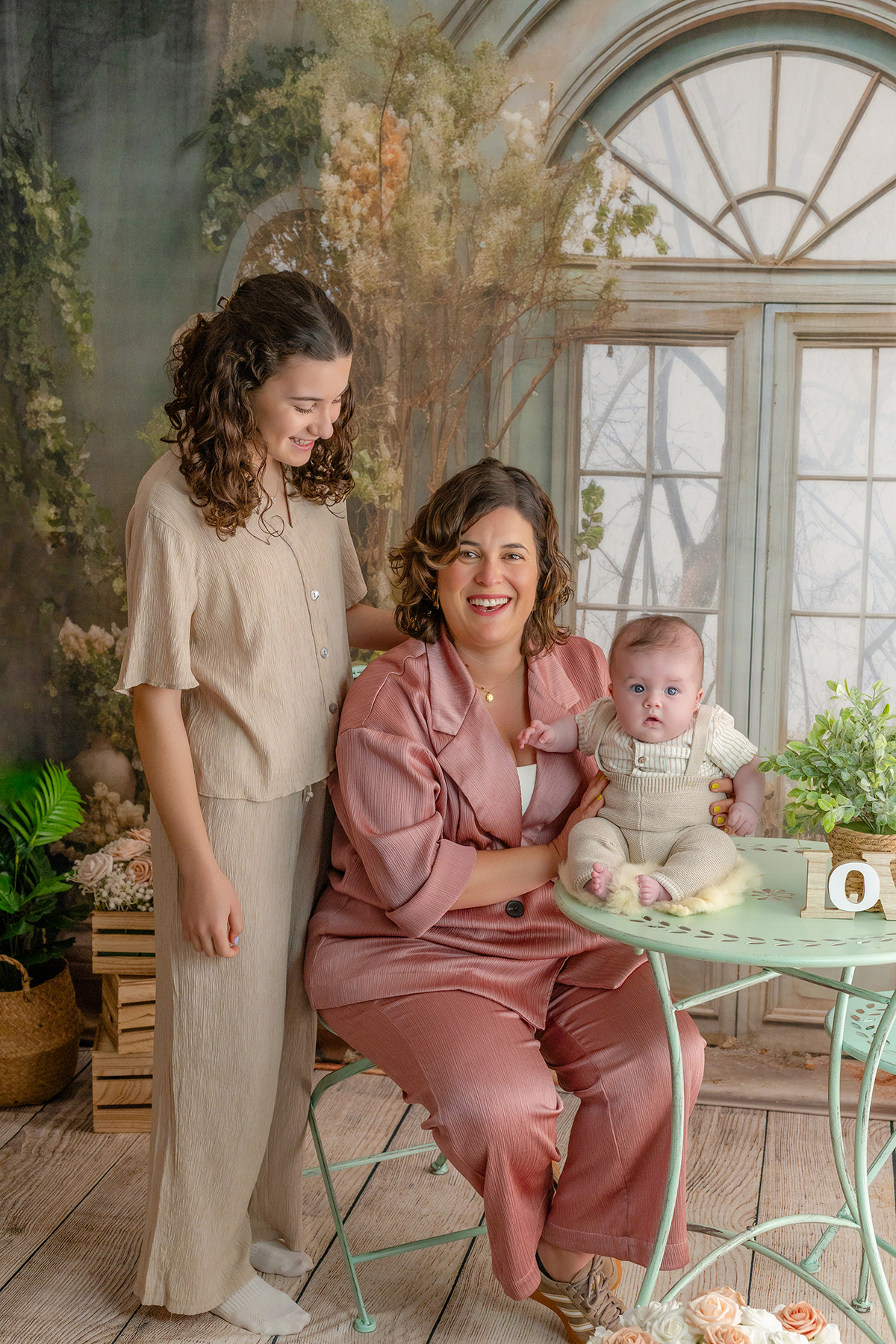 acompanhamento_mensal_fotografia_infantil_fotografia_bebe_ensaio_infantil_crescimento_bebe_primeiro_ano_estudio_fotografico_luz_estudio_maternidade_memorias_familia_criancas_felizes_espontaneidade_momentos_unicos_amor_familia