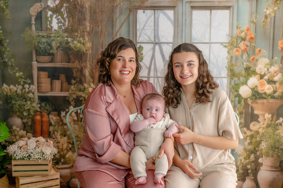 acompanhamento_mensal_fotografia_infantil_fotografia_bebe_ensaio_infantil_crescimento_bebe_primeiro_ano_estudio_fotografico_luz_estudio_maternidade_memorias_familia_criancas_felizes_espontaneidade_momentos_unicos_amor_familia