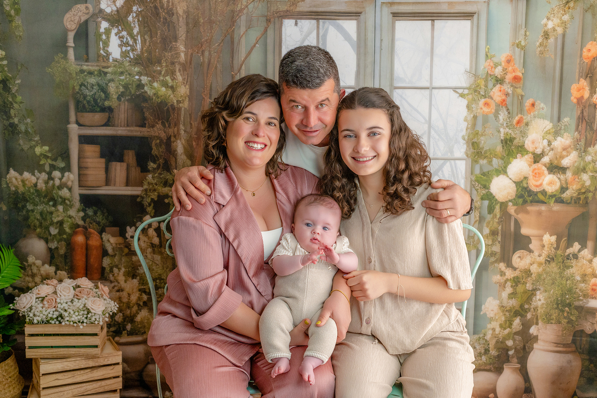 acompanhamento_mensal_fotografia_infantil_fotografia_bebe_ensaio_infantil_crescimento_bebe_primeiro_ano_estudio_fotografico_luz_estudio_maternidade_memorias_familia_criancas_felizes_espontaneidade_momentos_unicos_amor_familia