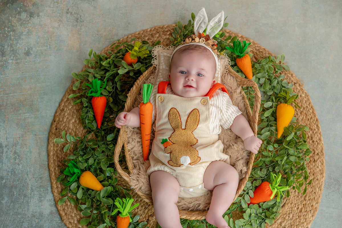 acompanhamento_mensal_fotografia_infantil_fotografia_bebe_ensaio_infantil_crescimento_bebe_primeiro_ano_estudio_fotografico_luz_estudio_maternidade_memorias_familia_criancas_felizes_espontaneidade_momentos_unicos_amor_familia