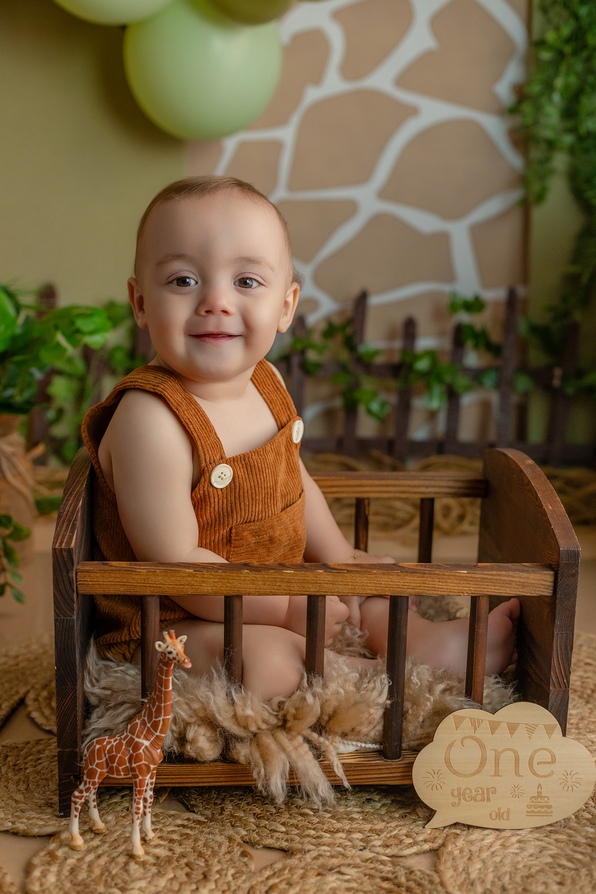 acompanhamento_smash_safari_smash_the_cake_safari_ensaio_bebe_safari_fotografia_infantil_tema_safari_bebe_animais_selva_primeiro_aniversario_smash_estudio_fotografico_luz_estudio_bebe_feliz_criancas_felizes_expressao_espontanea_momentos_unicos_amor_famili