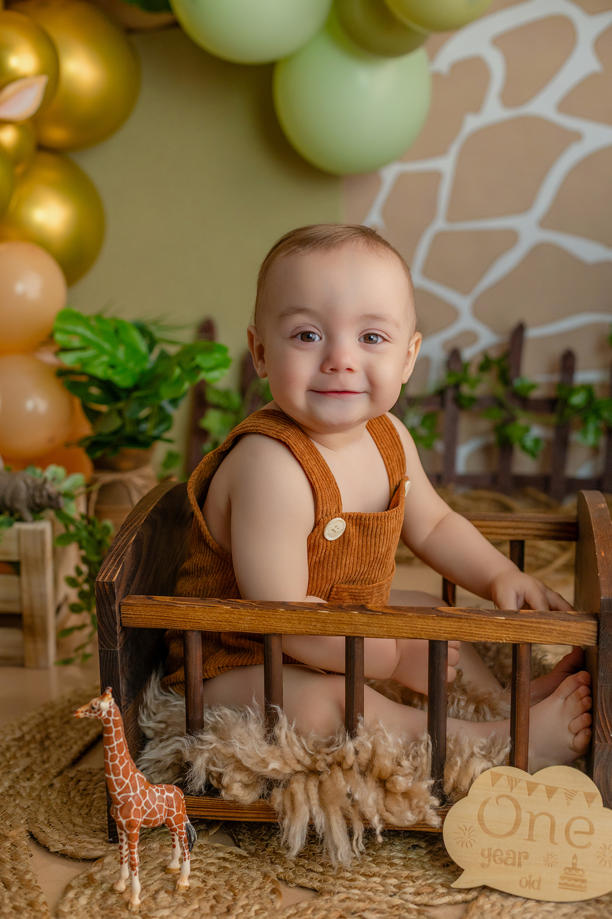 acompanhamento_smash_safari_smash_the_cake_safari_ensaio_bebe_safari_fotografia_infantil_tema_safari_bebe_animais_selva_primeiro_aniversario_smash_estudio_fotografico_luz_estudio_bebe_feliz_criancas_felizes_expressao_espontanea_momentos_unicos_amor_famili
