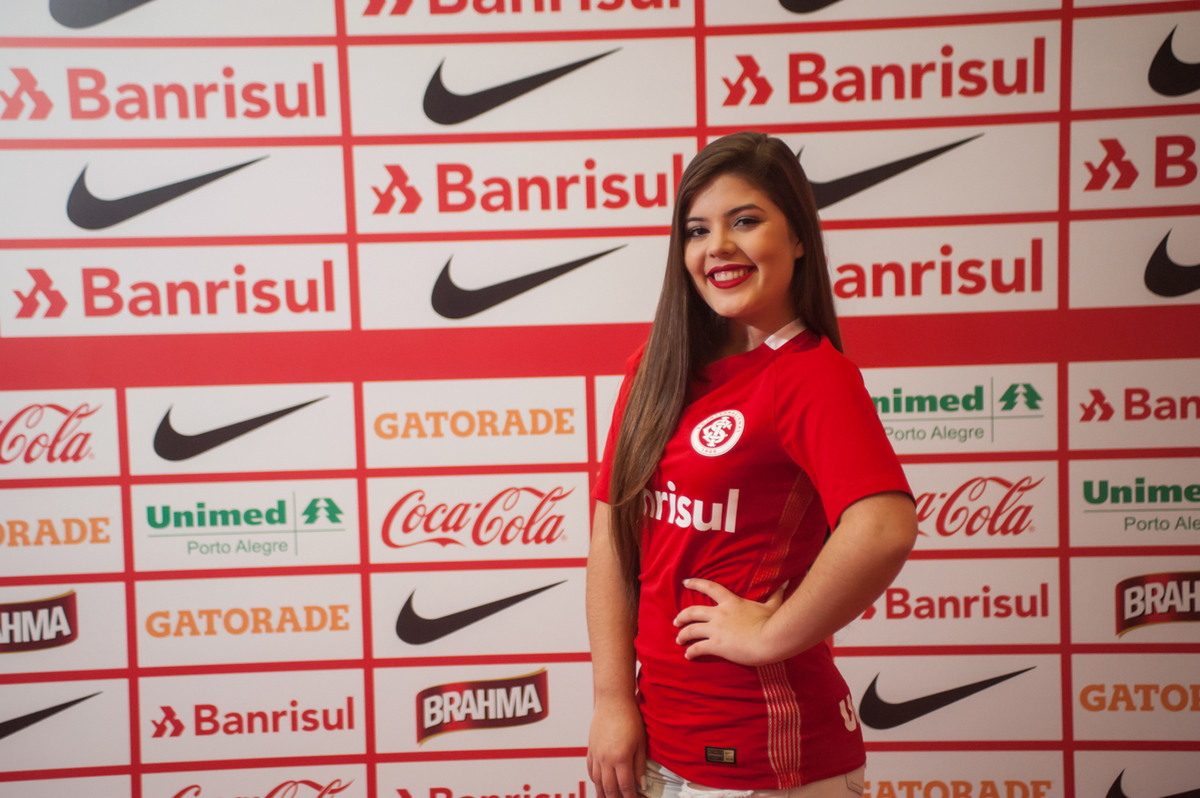 Book de 15 anos da Vanessa Sperb, fotografada no Campo nas dependências Sport Club Internacional, Porto Alegre - RS