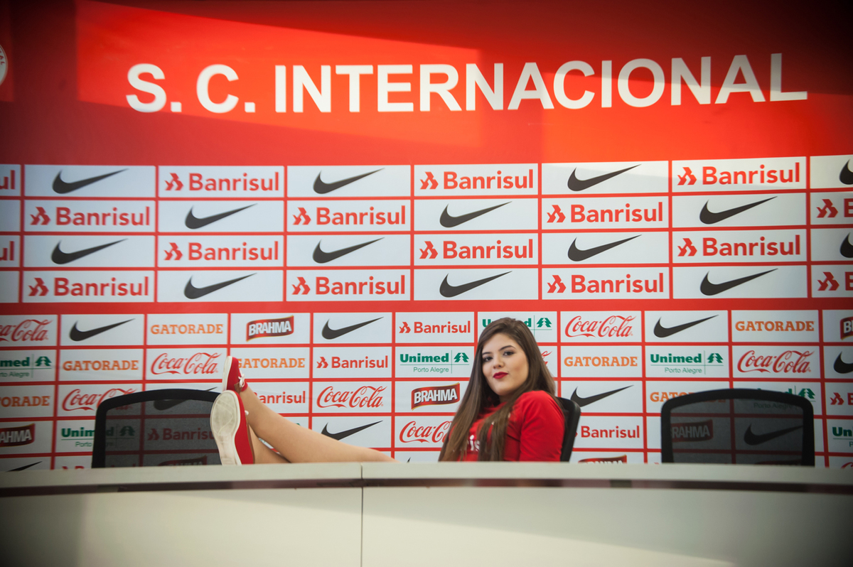 Book de 15 anos da Vanessa Sperb, fotografada no Campo nas dependências Sport Club Internacional, Porto Alegre - RS
