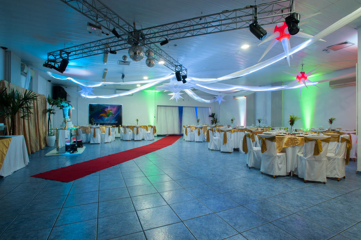 Festa-de-50anos-de-casamento-de-Olando-e-Oliria-bodas-de-ouro-daltocampos-com-na-casa-de-eventos-zoeira-Zona-Norte-de-Porto-Alegre-RS