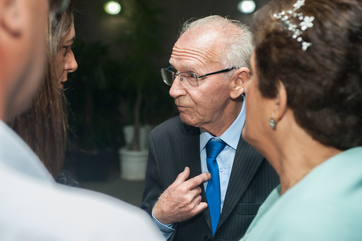 Festa-de-50anos-de-casamento-de-Olando-e-Oliria-bodas-de-ouro-daltocampos-com-na-casa-de-eventos-zoeira-Zona-Norte-de-Porto-Alegre-RS