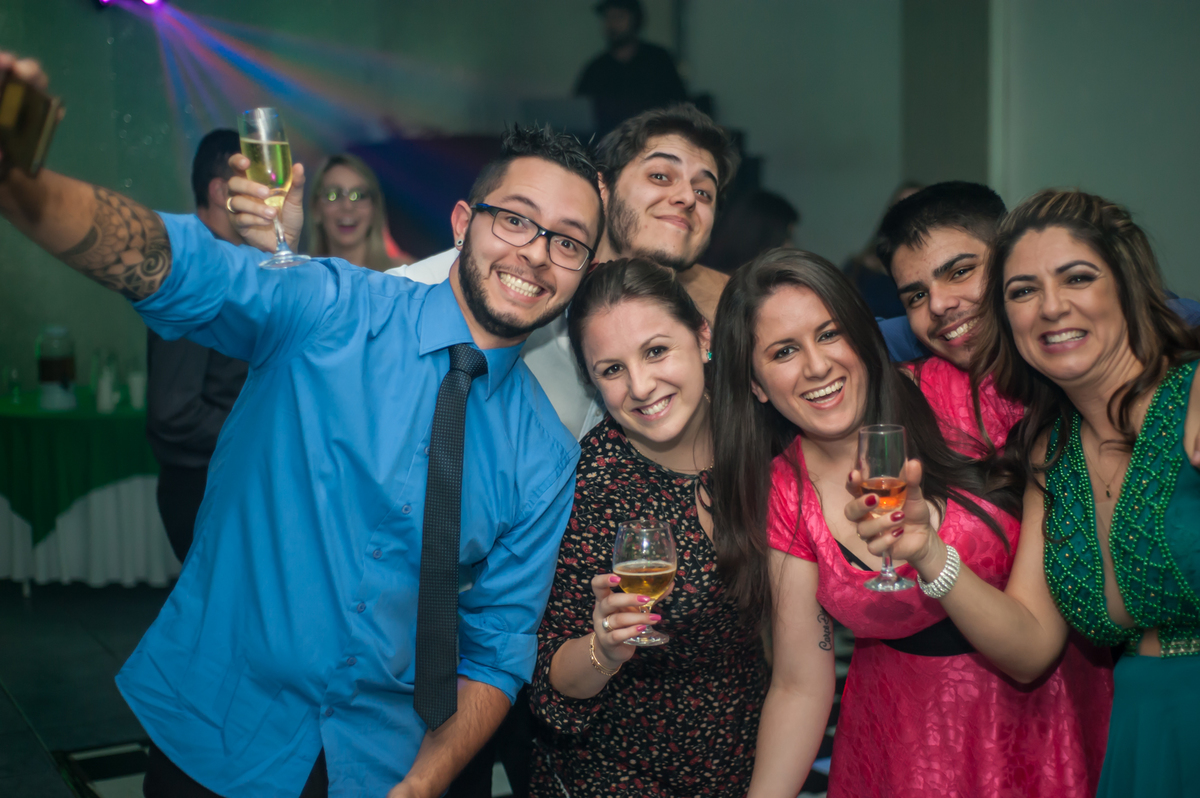 Formatura de Assistente Social - Uniaselvi-Marcilene Medeiros convidou o Elvis Presley para animar seus convidados na casa de eventos Zoeira, após sua colação de grau no Salão de Atos da PUC em Porto Alegre-RS