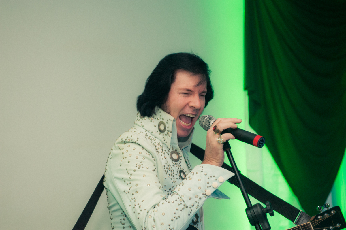 Formatura de Assistente Social - Uniaselvi-Marcilene Medeiros convidou o Elvis Presley para animar seus convidados na casa de eventos Zoeira, após sua colação de grau no Salão de Atos da PUC em Porto Alegre-RS