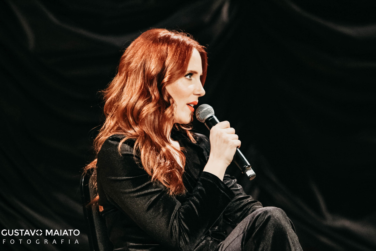Simone Simons