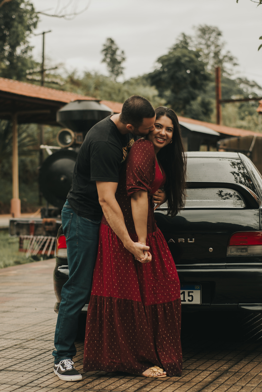 Ensaio casal, pré wedding na estação de trem, São Roque SP Tai Barsanulfo
