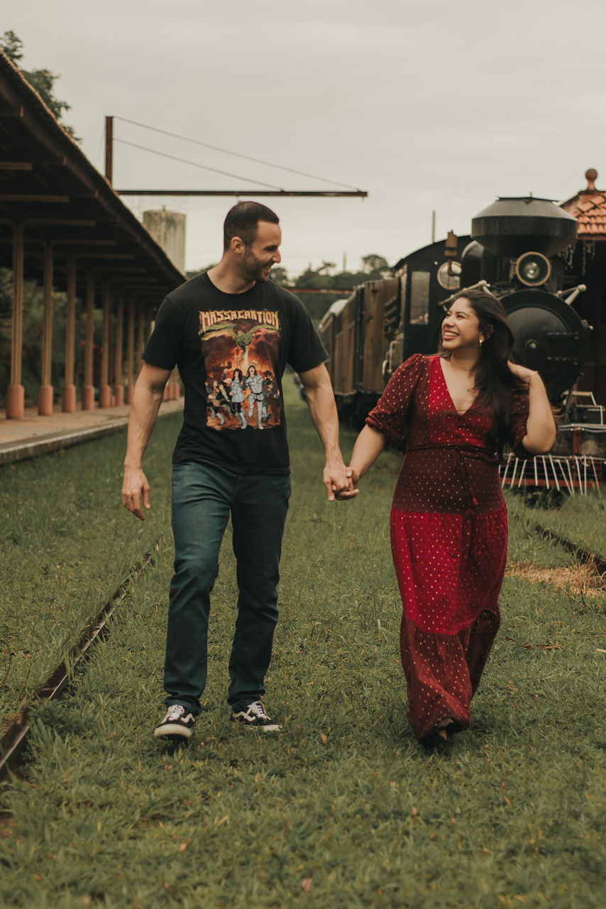 Ensaio casal, pré wedding na estação de trem, São Roque SP Tai Barsanulfo