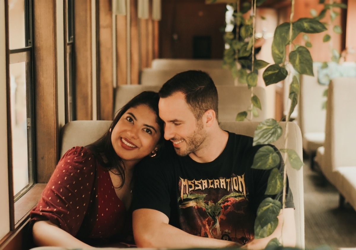 Ensaio casal, pré wedding na estação de trem, São Roque SP Tai Barsanulfo