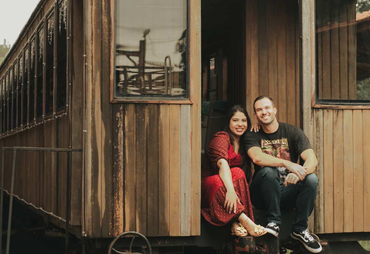 Ensaio casal, pré wedding na estação de trem, São Roque SP Tai Barsanulfo