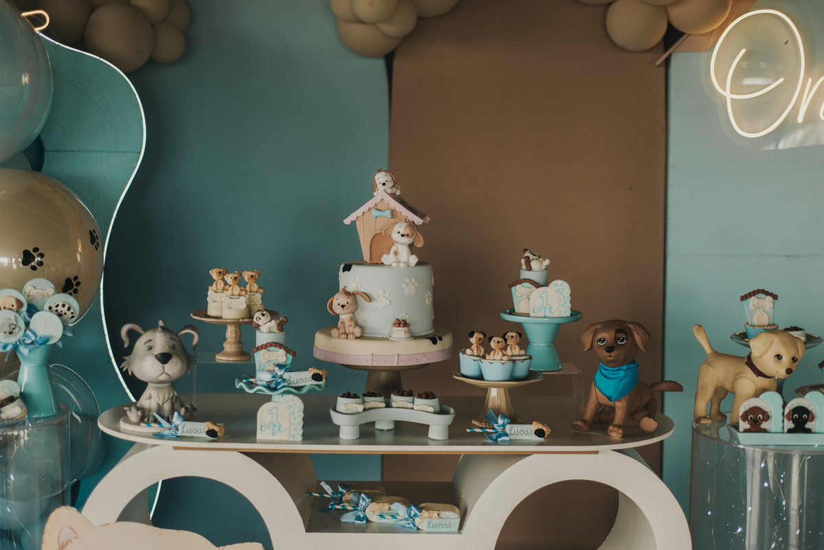 Aniversário infantil, 1 ano, tema cachorro, decoração em São Roque - SP