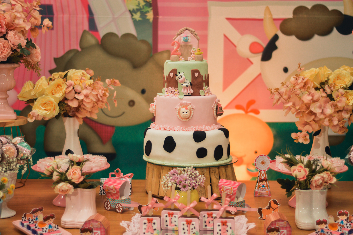 Cobertura aniversário infantil | Tema fazendinha | Decoracao de festa infantil | Tema fazendinha |Sao Roque SP