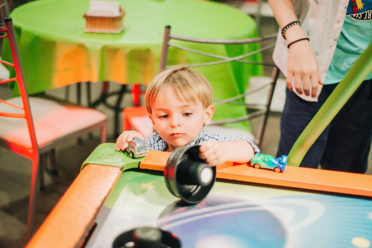 fotografia infantil, aniversario, jogos fliperama, buffet, festa em São Roque - SP